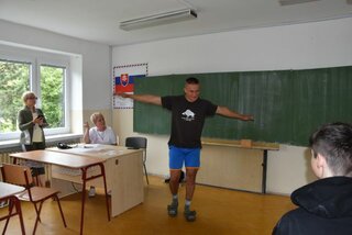 obr. 7