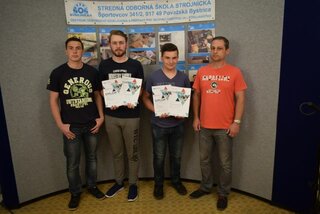 Úspešní súťažiaci a MOV Bc. M. Korbaš