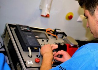 Mechanik elektrotechnik - automatizačná technika