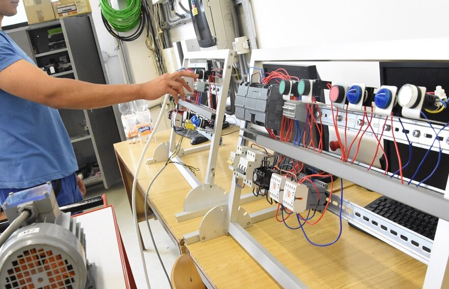 2697 K mechanik elektrotechnik - automatizačná technika