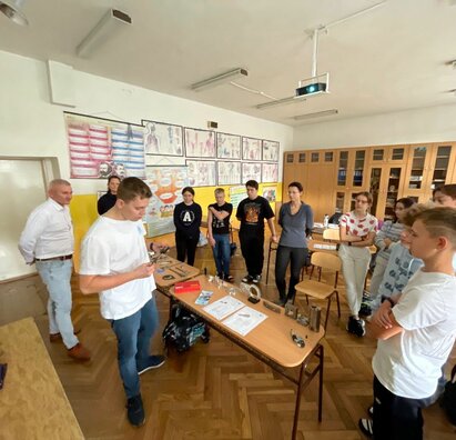 Kontaktné návštevy v základných školách